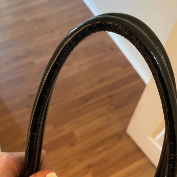 Guess Purse - Picture 5 of 5